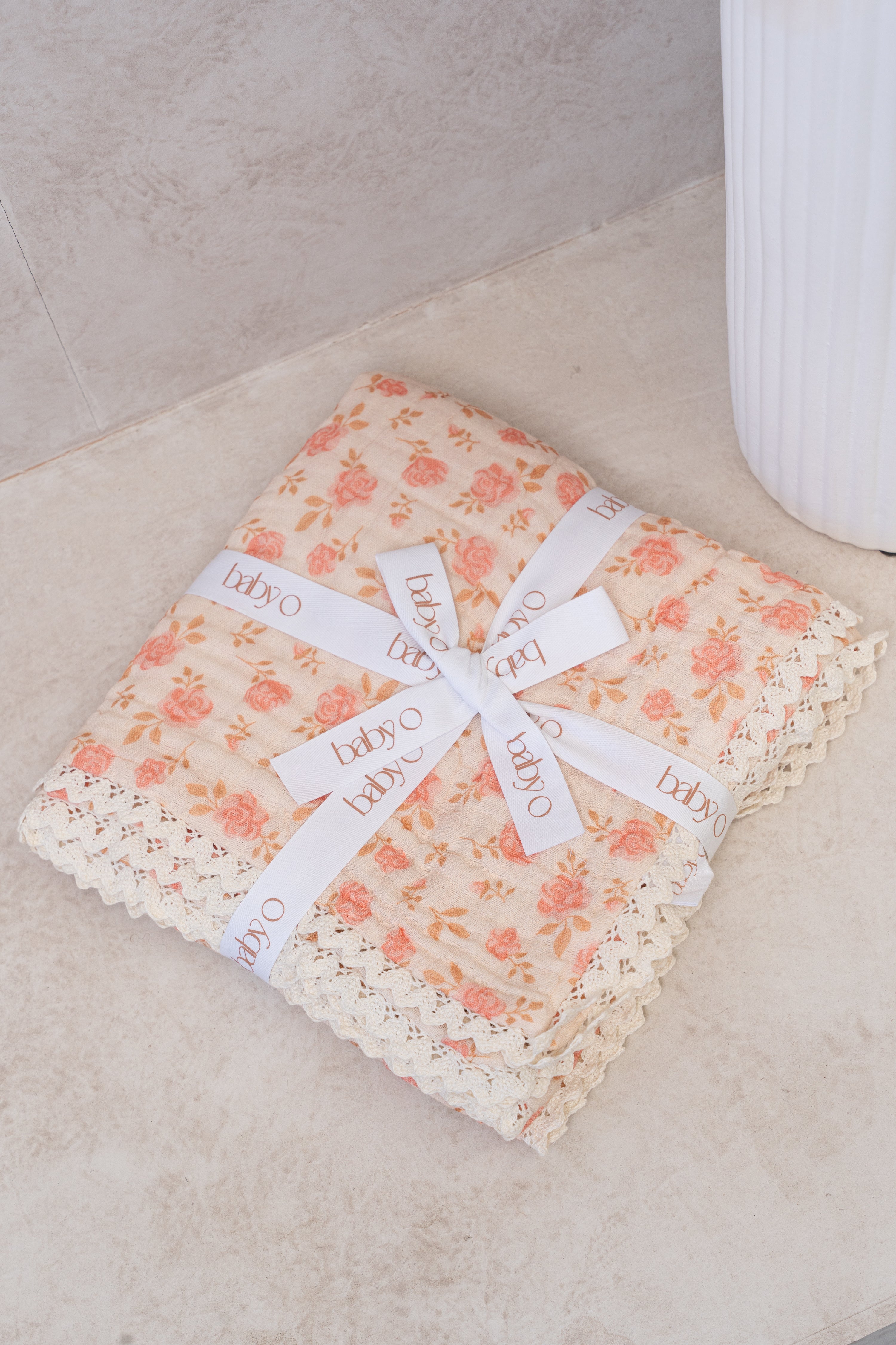 Organic Cotton Gauze Lace Blanket - Camellia