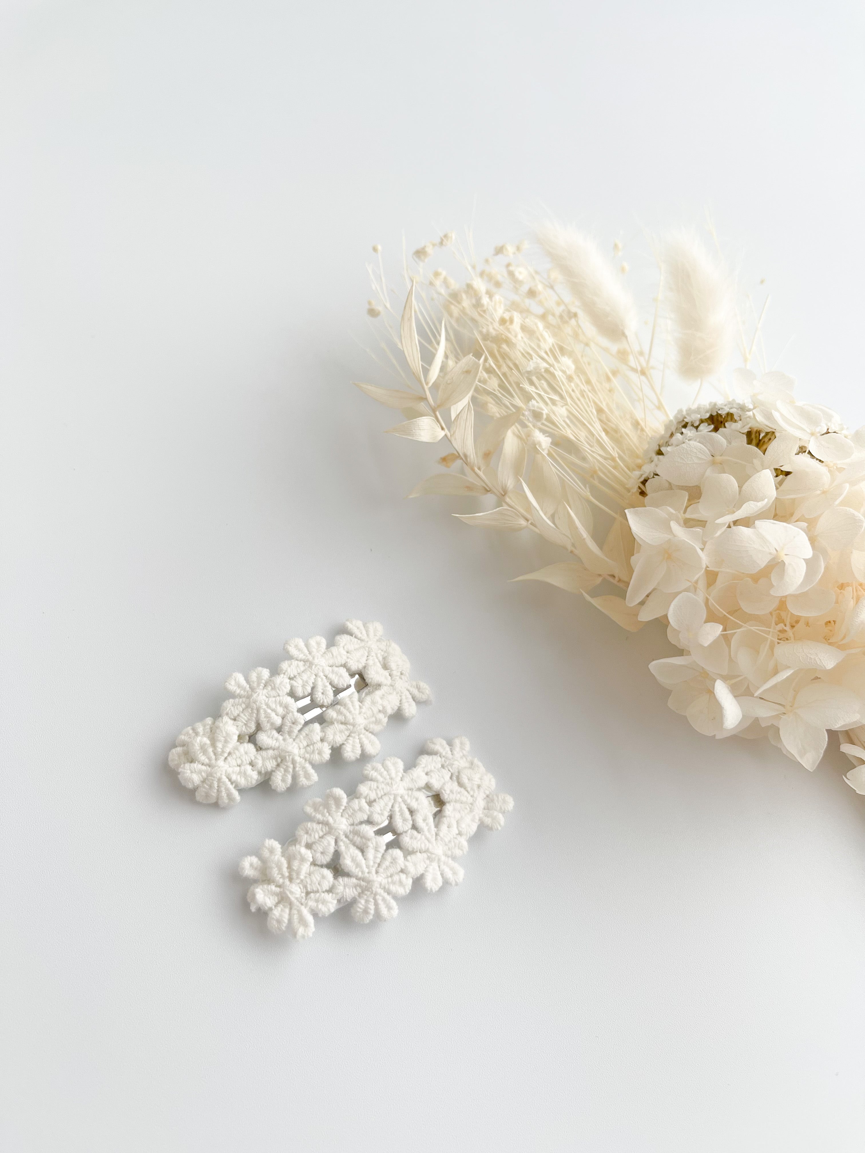 Flower Chain Snap Clip Set