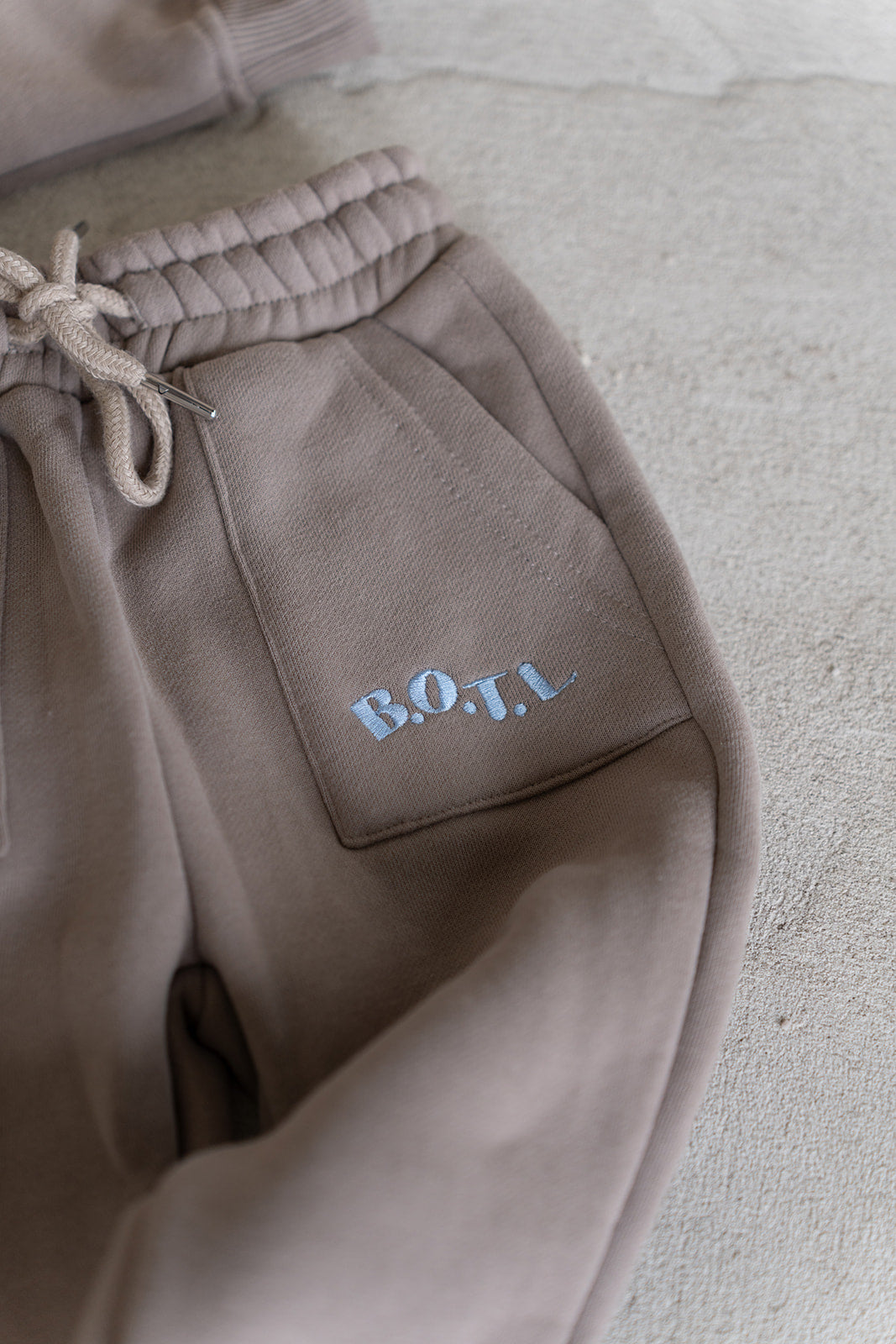 Fleece Track Set - Electric Taupe