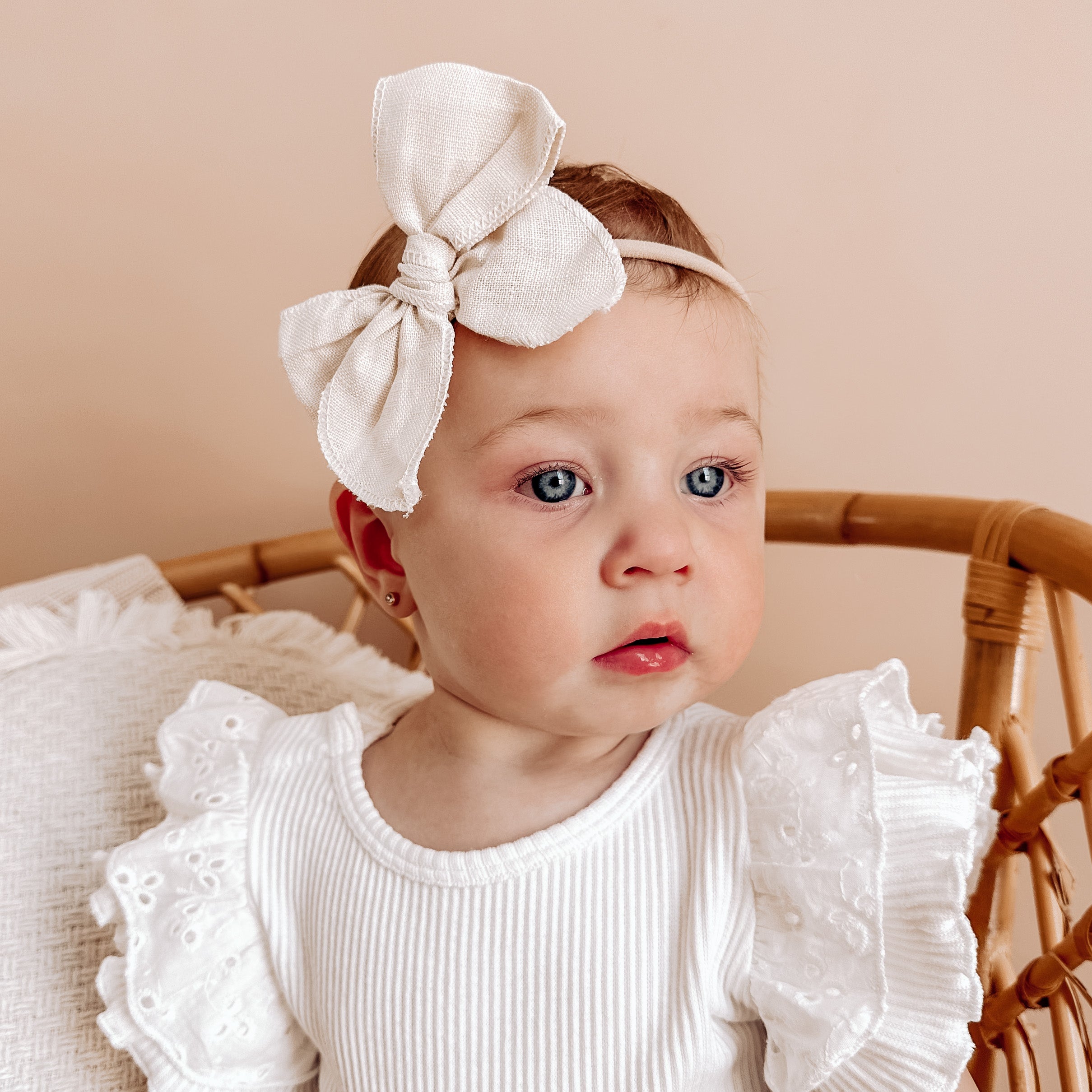 Large Linen Bow